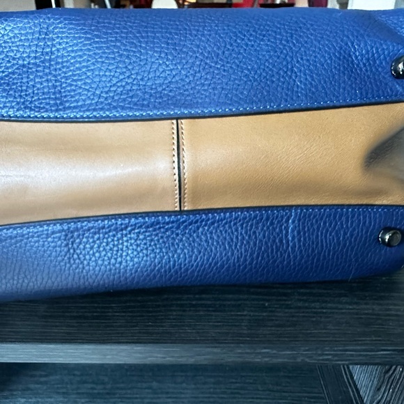 EUC Coach Harmony color block Hobo - Picture 11 of 12